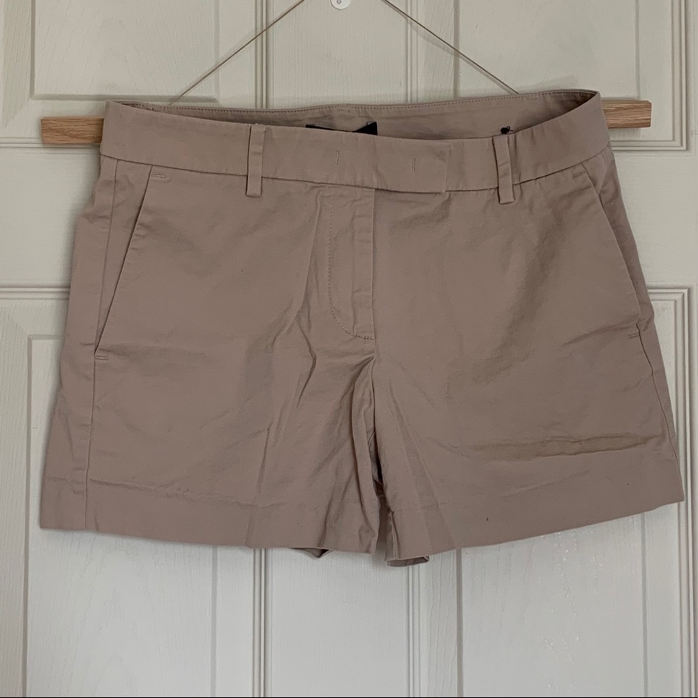 Ann Taylor khaki shorts